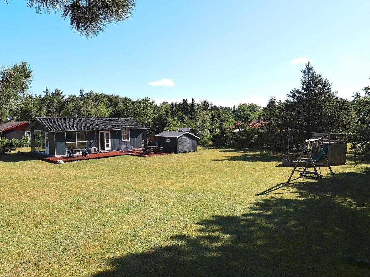 6 Person Holiday Home In Nibe Eksteriør bilde